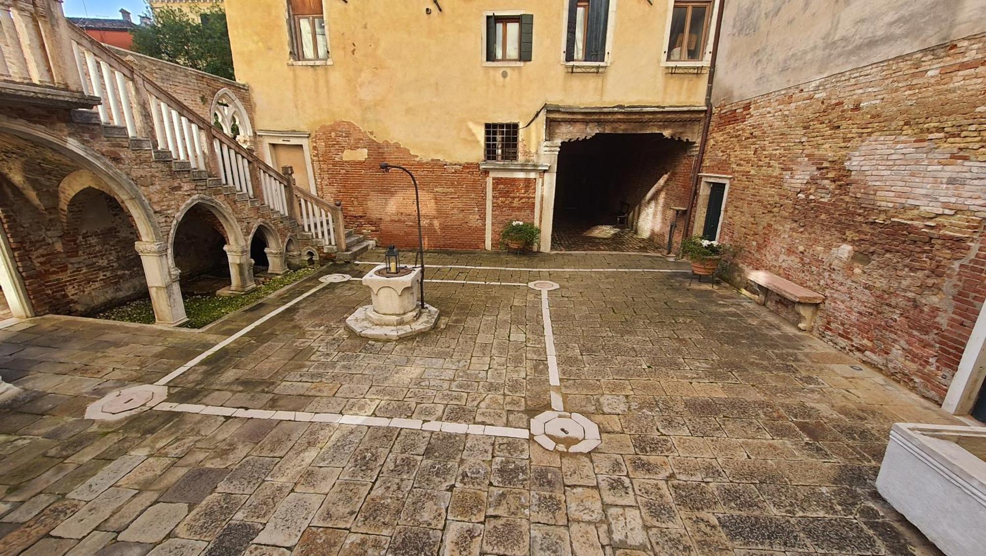 Aparthotel Palazzo Contarini Della Porta Di Ferro Benátky Exteriér fotografie