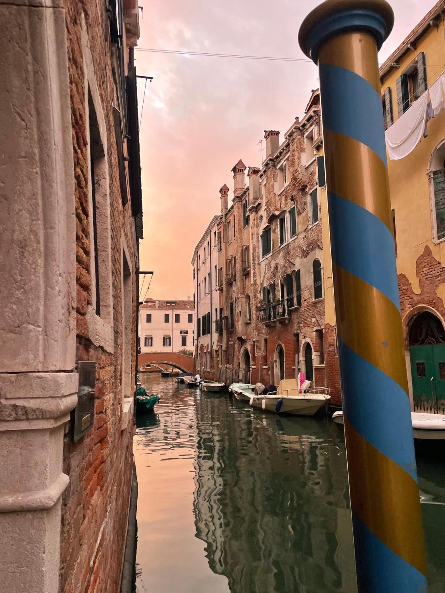 Aparthotel Palazzo Contarini Della Porta Di Ferro Benátky Exteriér fotografie