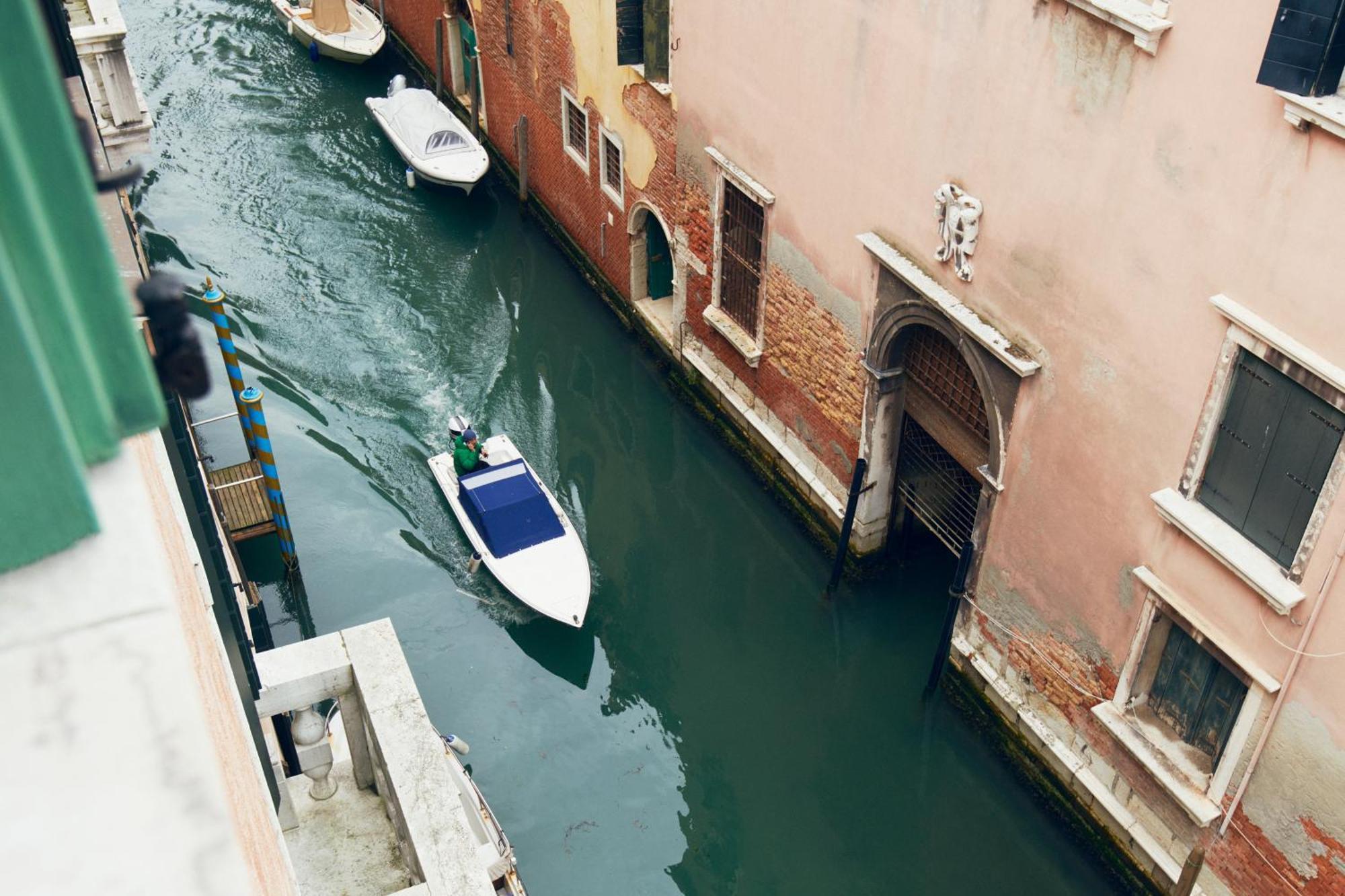 Aparthotel Palazzo Contarini Della Porta Di Ferro Benátky Exteriér fotografie