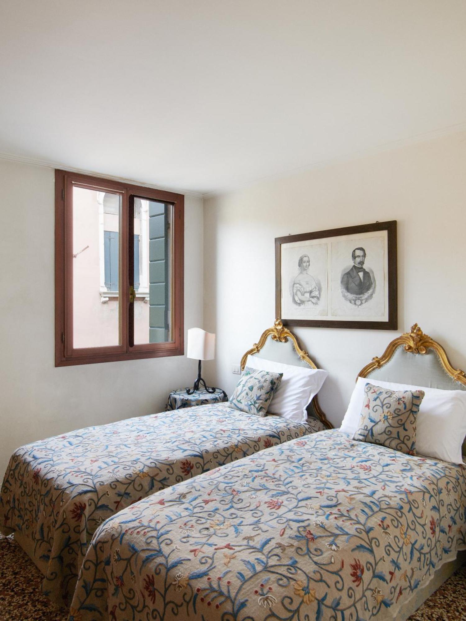 Aparthotel Palazzo Contarini Della Porta Di Ferro Benátky Exteriér fotografie
